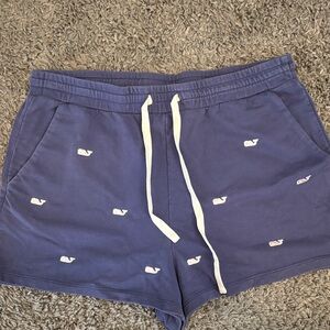 Vineyard Vines Women's Navy Whale Pattern Shorts